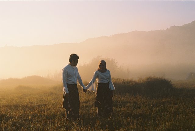 Pentingkah Foto <i>Prewedding</i> bagi Calon Pengantin?