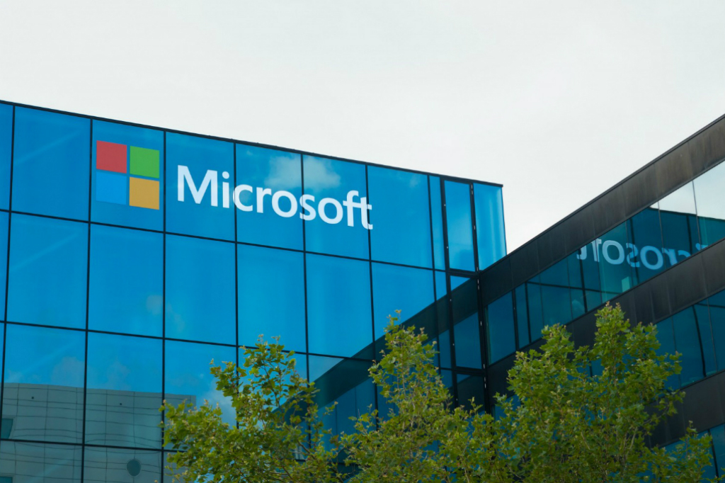 Kecerdasan Buatan Microsoft Jadi Selebritas Tiongkok