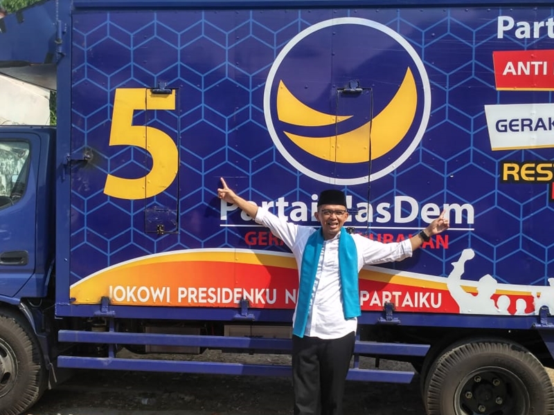 Mobil Panggung Nasdem Bantu Kampanye Maman-Jefry