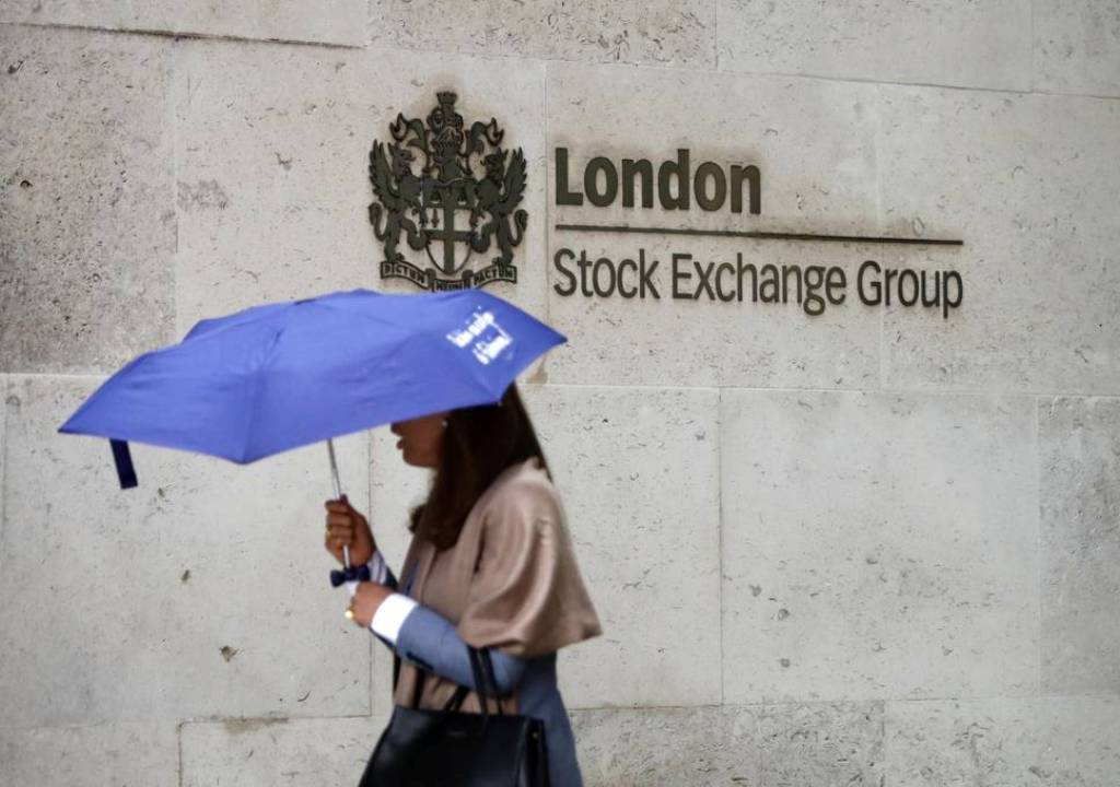 Indeks FTSE-100 Inggris Berakhir Melemah 1,13%