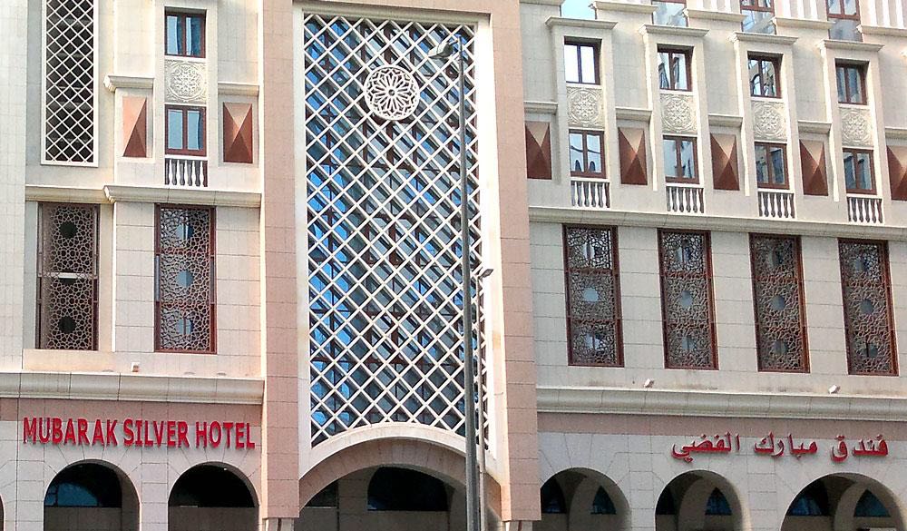 Lift Hotel di Madinah Ambruk, Dua WNI Terluka
