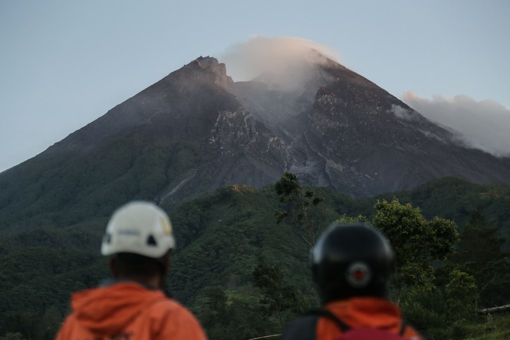 Gunung Merapi Menuju Tenang
