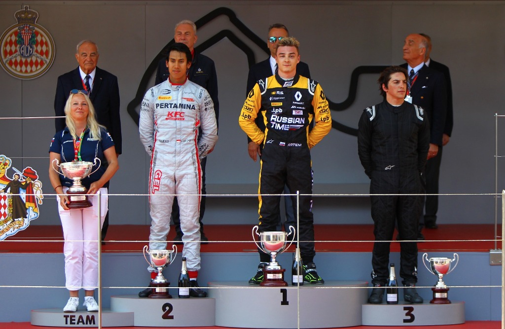 Tampil Impresif, Sean Gelael Naik Podium di Monaco