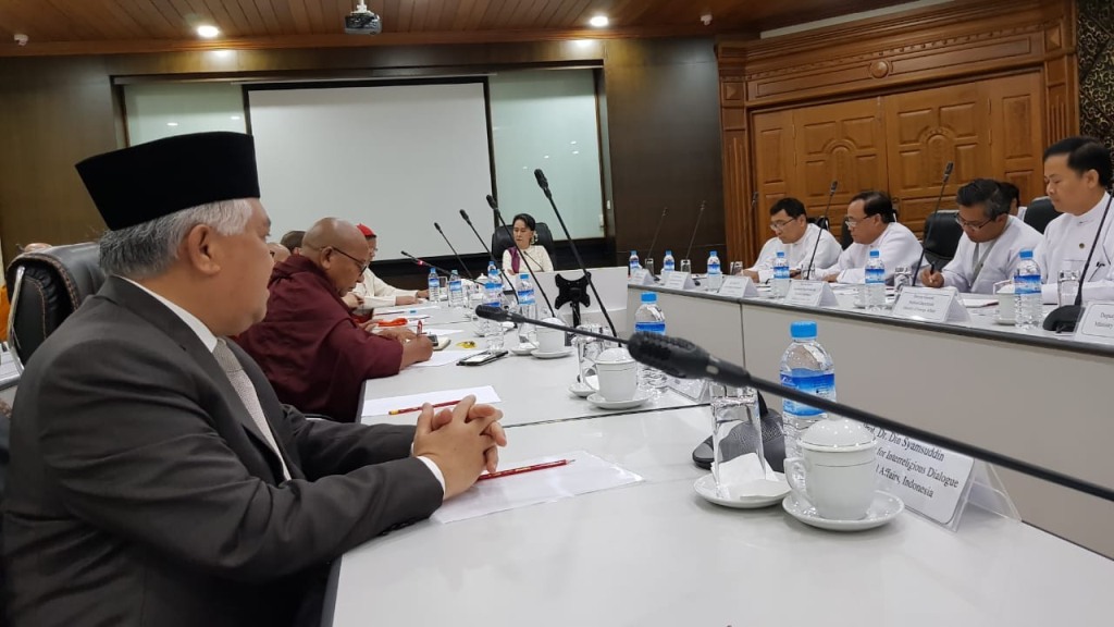 Din Syamsuddin Temui Aung San Su Ki