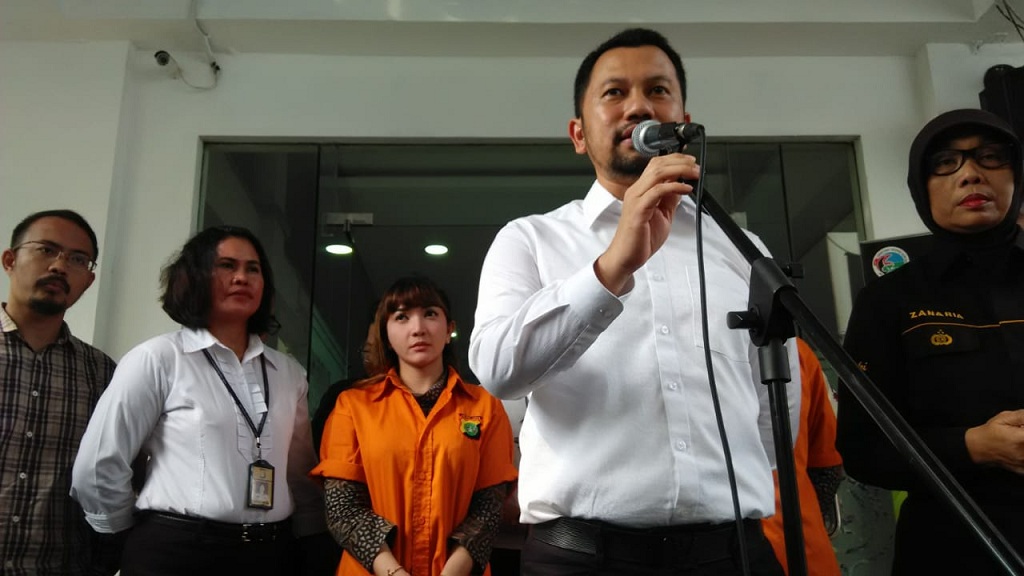 Pedangdut Roro Fitria Diserahkan ke Jaksa