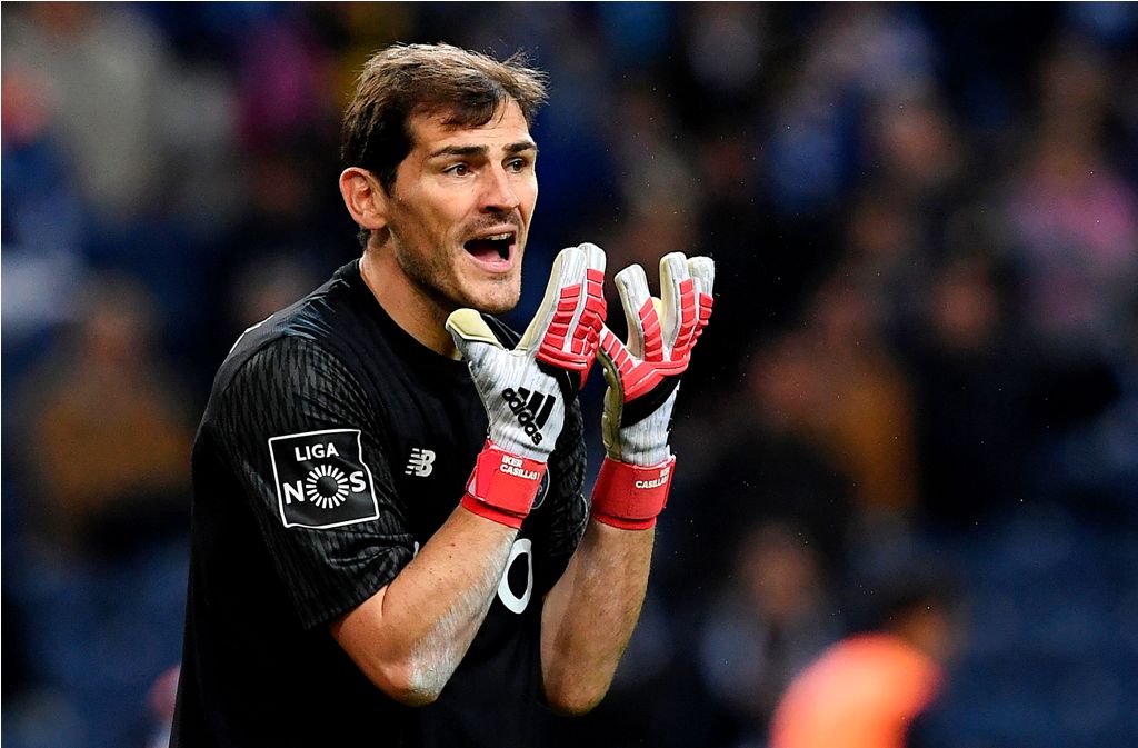 Iker Casillas Iri dengan Acara Perpisahan Iniesta dan Torres