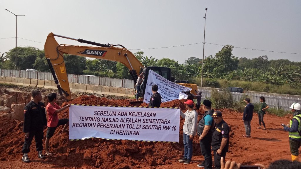 Ruislag Masjid di Proyek Tol Serpong-Cinere Belum Tuntas