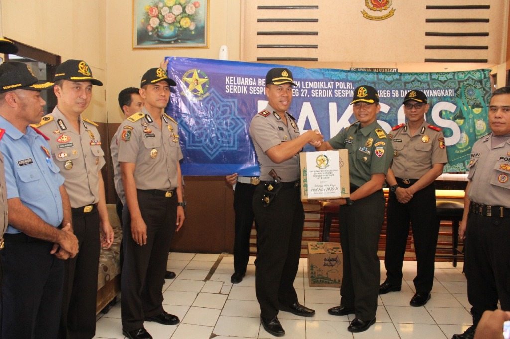 Siswa Sespim Polri-TNI Gelar Baksos Jelang Ramadan