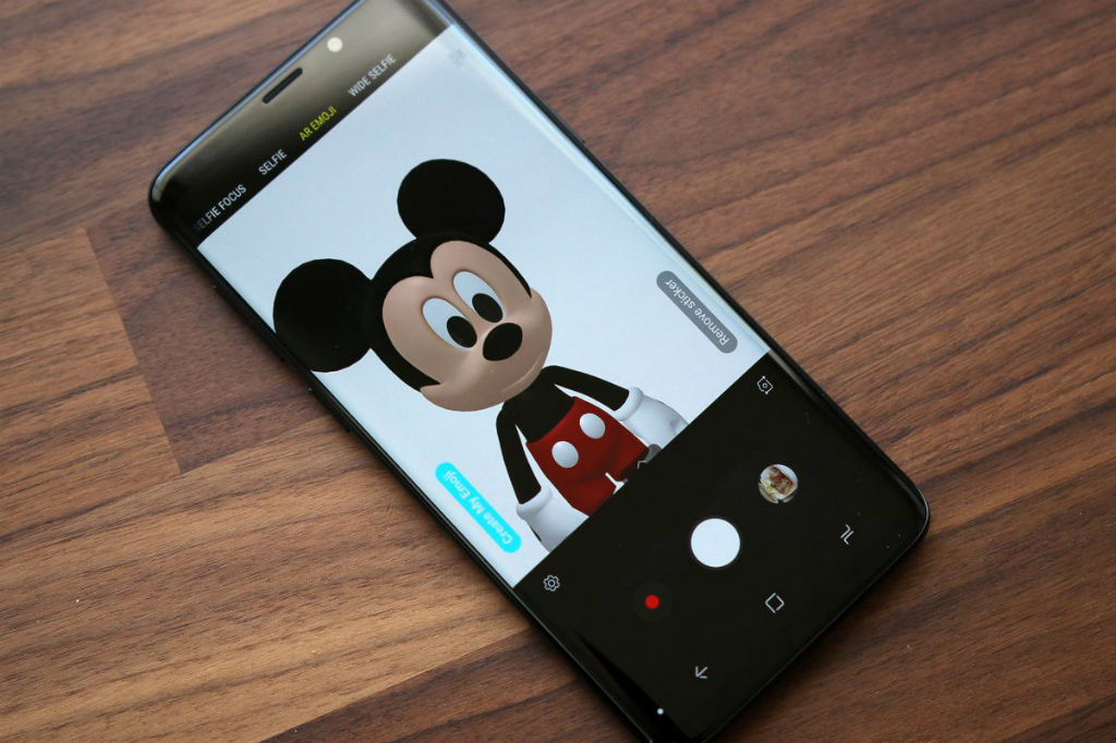 Samsung Kenalkan 18 Stiker AR Emoji Anyar ke Galaxy S9+