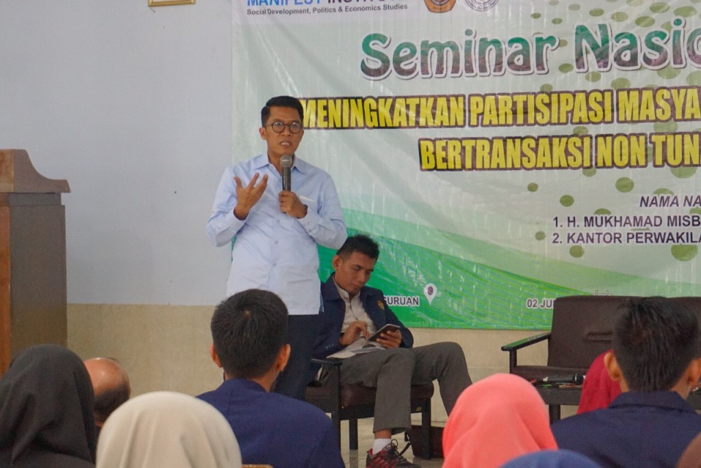 Mahasiswa Diminta Menyosialisasikan Gerakan Non-tunai
