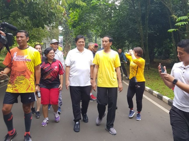 Airlangga Disebut Diunggulkan Mendampingi Jokowi