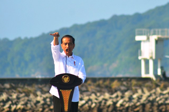 Presiden Minta Babinsa Tingkatkan Kinerja