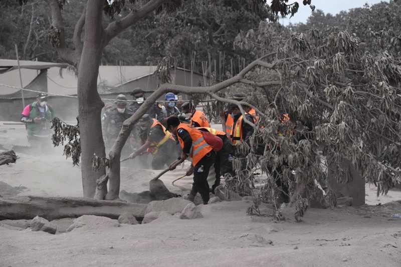75 Orang Tewas Akibat Erupsi Gunung Guatemala