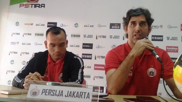 Teco Butuh Dukungan Penuh Jakmania Lawan PS Tira