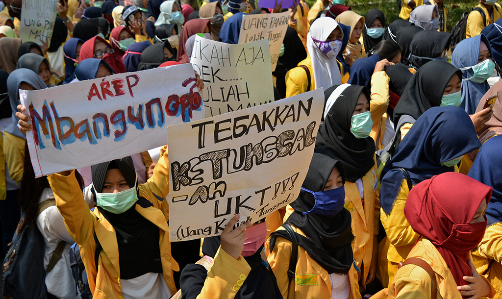 Rektor Unnes: Tidak Ada Pendemo yang Terlindas Mobil