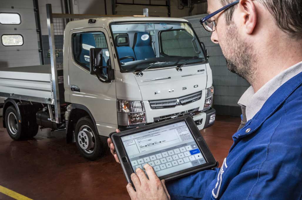 Fuso Perkuat Layanan Purna Jual Fuso dengan Runner Telematics