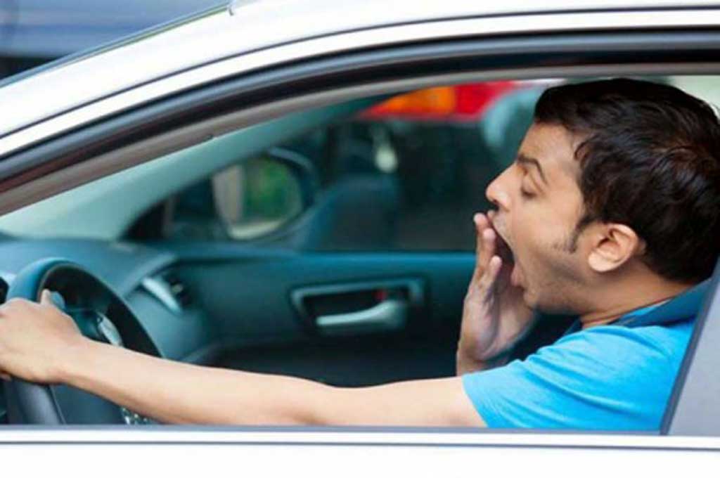 Buka Kaca Mobil Tiap 2 Jam, Cara Mengatasi Lelah Saat Mudik
