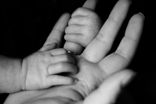 Mengapa Anda Merasa Marah pada Bayi Sendiri?