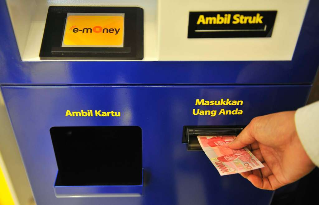 Bank Mandiri Buka Layanan <i>Top Up E-Money</i> di 12 Gardu Tol