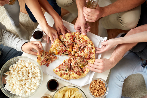 Selain Turunkan Konsentrasi, Kurang Tidur Picu Keinginan Makan <i>Junk Food</i>