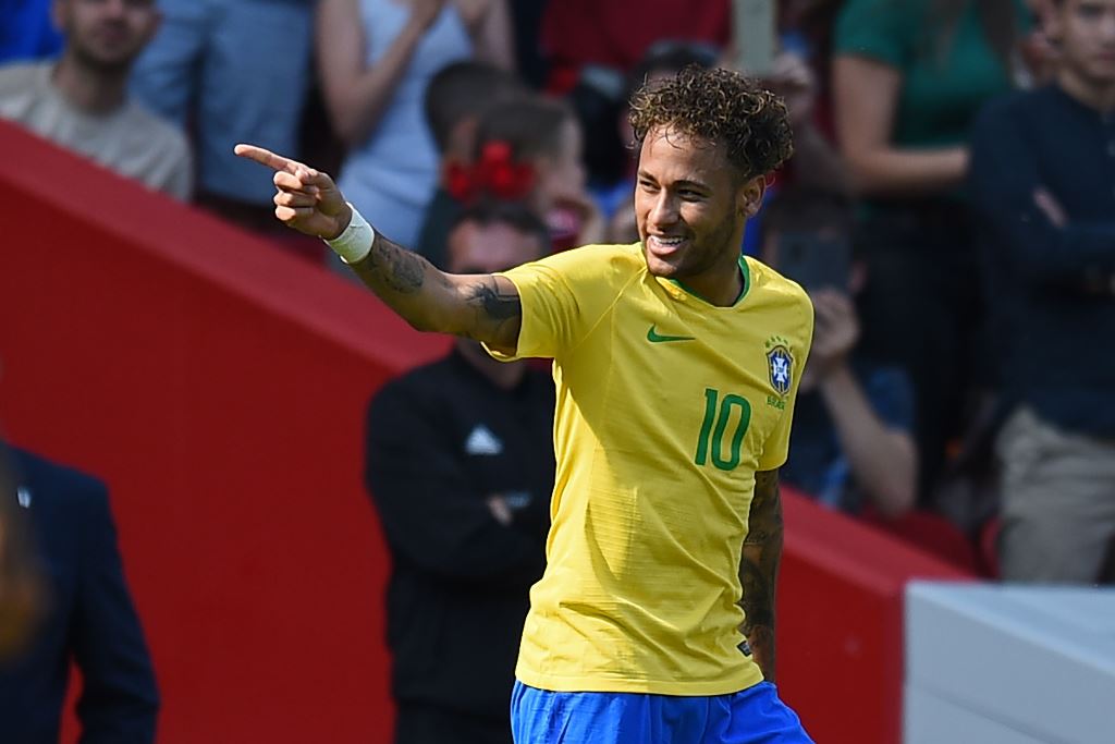 Alisson Menilai Kepercayaan Diri Neymar Sudah Kembali
