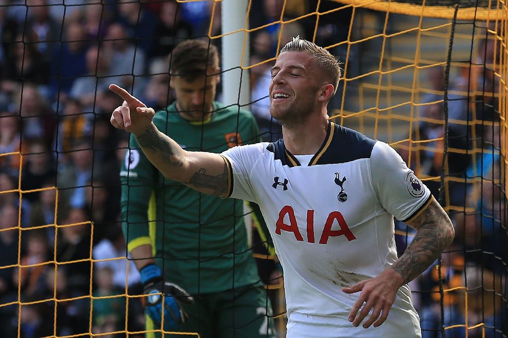 Alderweireld Buka Peluang Bertahan di Spurs