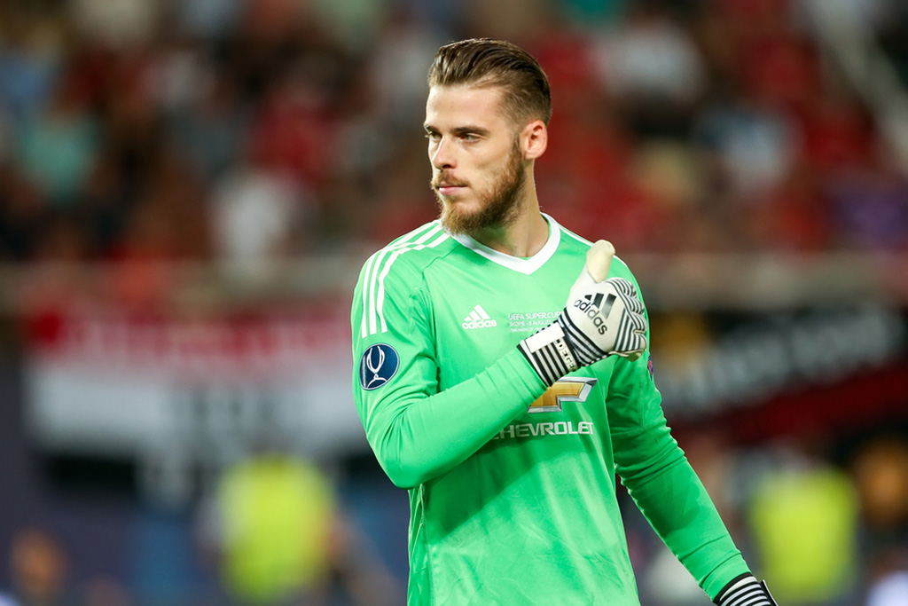 13 Pesepakbola yang Juga <i>Metalhead</i>