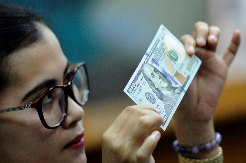 Gerak USD Merosot di Tengah Data Ekonomi