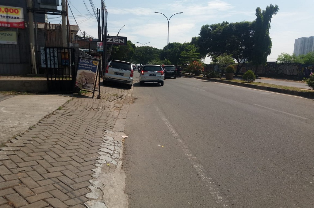 Pelemparan <i>Paving Block</i> Baru Pertama Kali di Depok