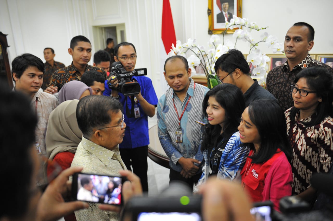 Ketika Kalla Wawancara Pewarta
