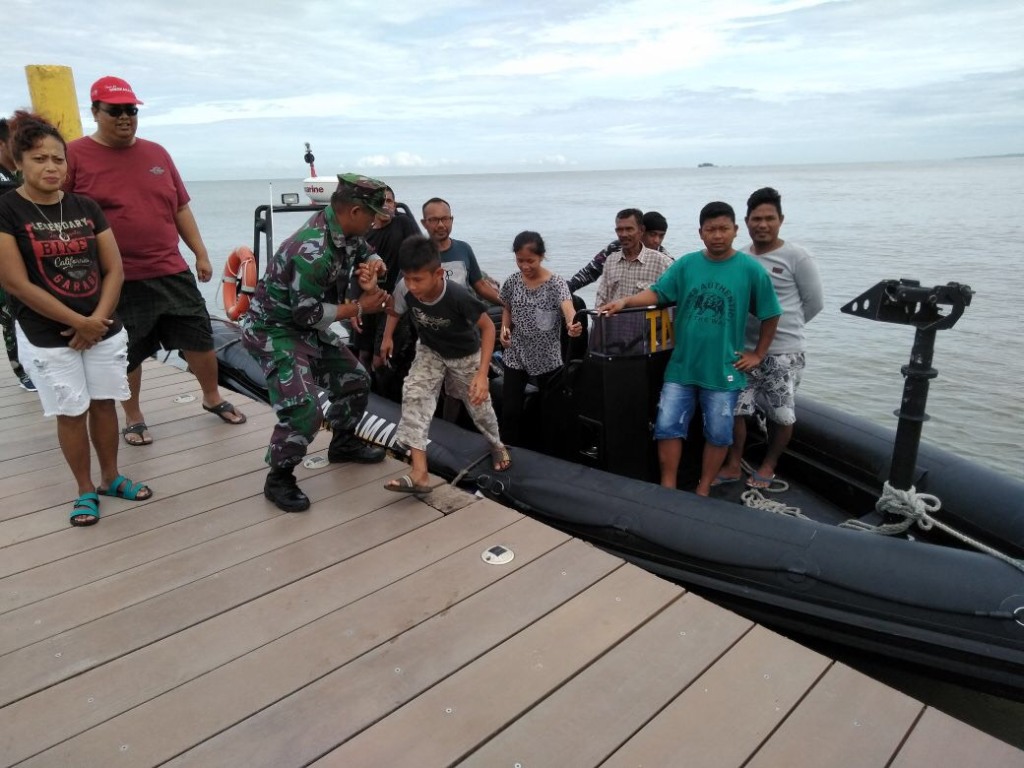 150 Wisatawan Dievakuasi dari Pulau Angso Duo Pariaman