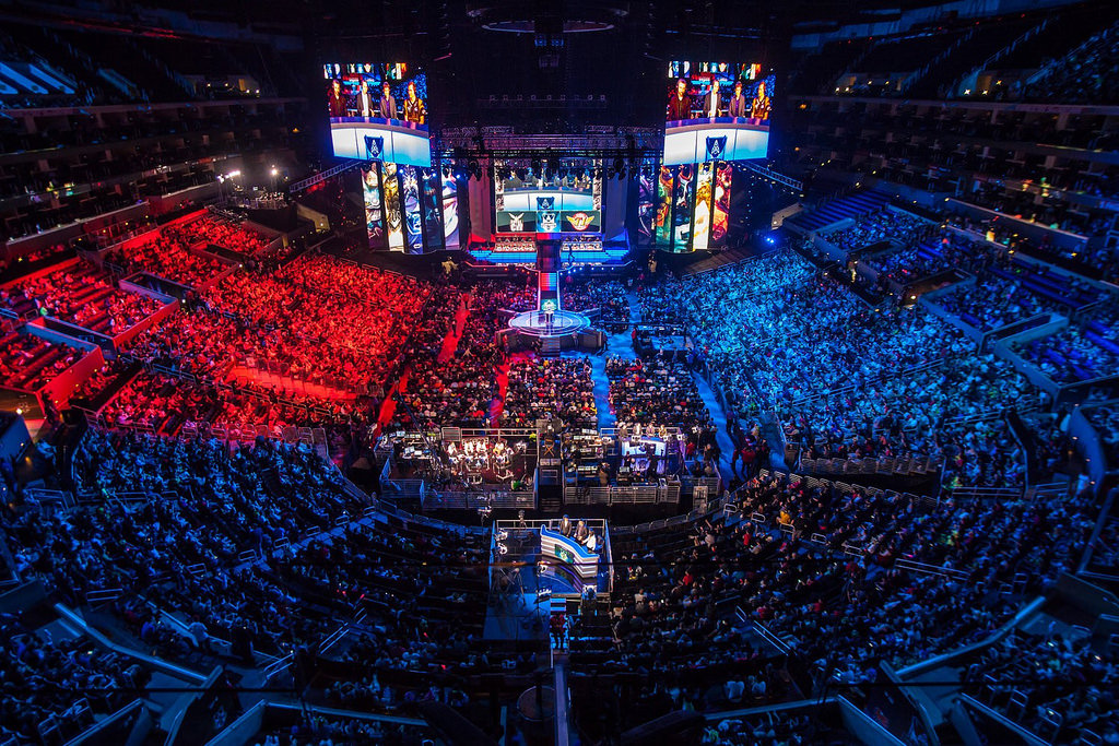 Kanal Riot Games di Twitch Jadi yang Pertama Capai 1 Miliar View