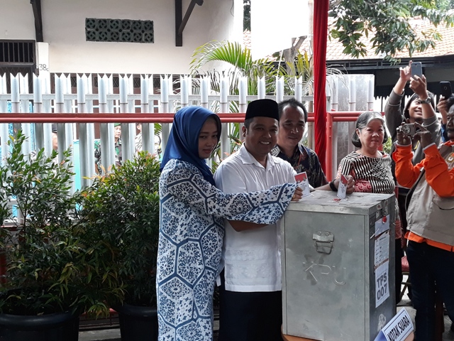 Usai Sungkem, Arief Gunakan Hak Pilihnya
