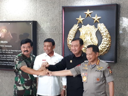 Pilkada Lancar, Wiranto: Tetap Waspada