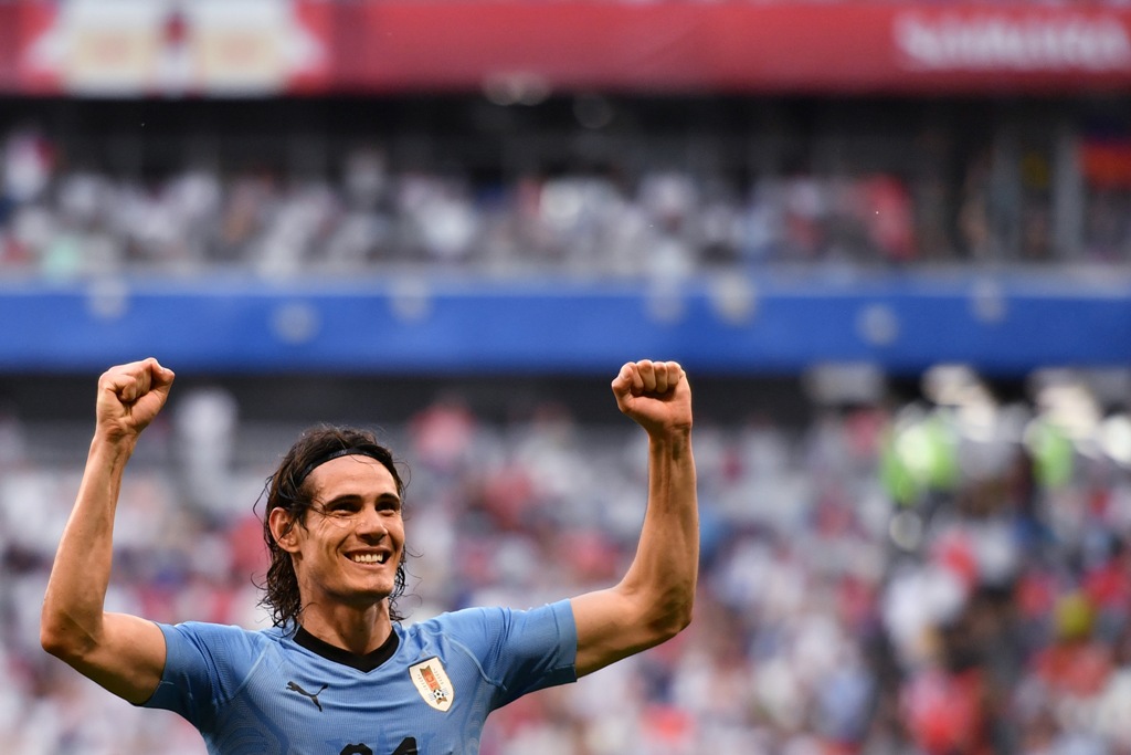 Sepasang Gol Cavani antar Uruguay ke Perempat Final