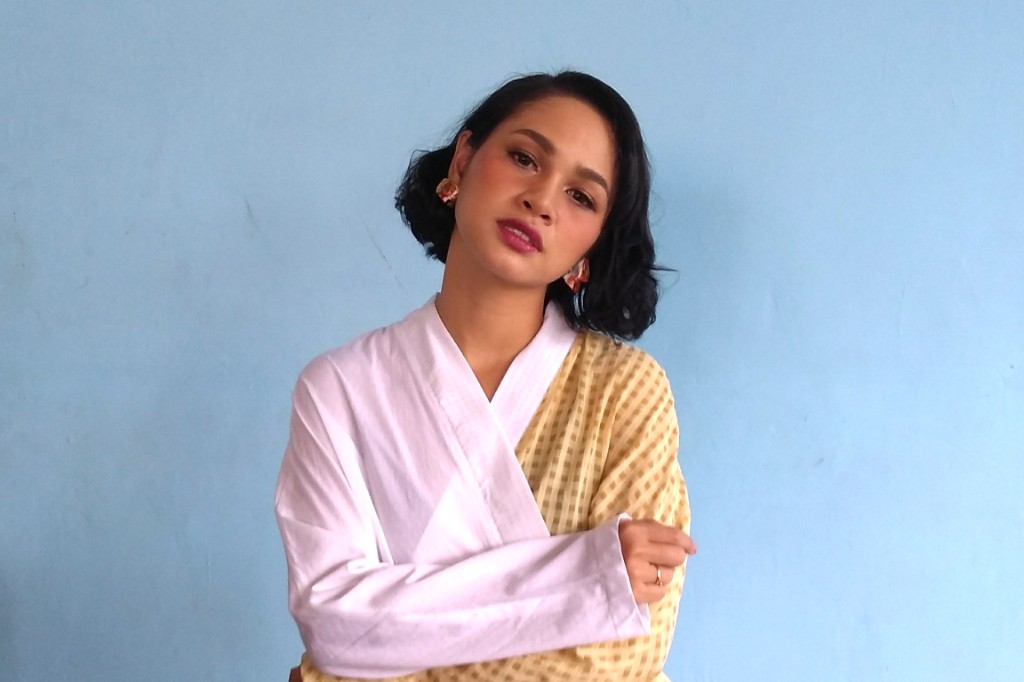 Andien Kepincut Jajanan Pasar Jawa Tengah