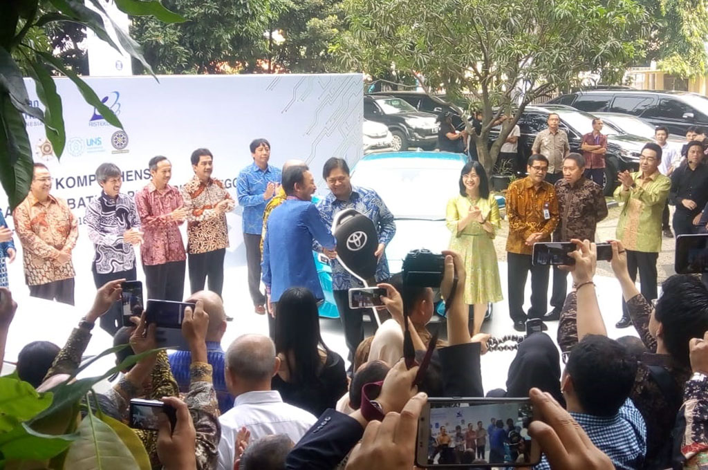 Toyota Ikut Riset Mobil Listrik Bersama Kemenperin