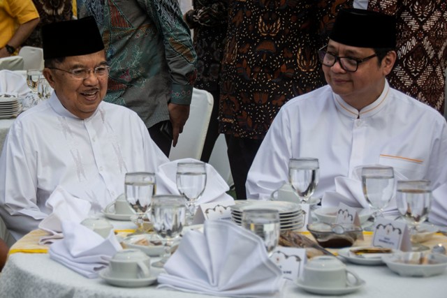 Pertemuan JK-Airlangga Agar Golkar tak 'Balik Badan'