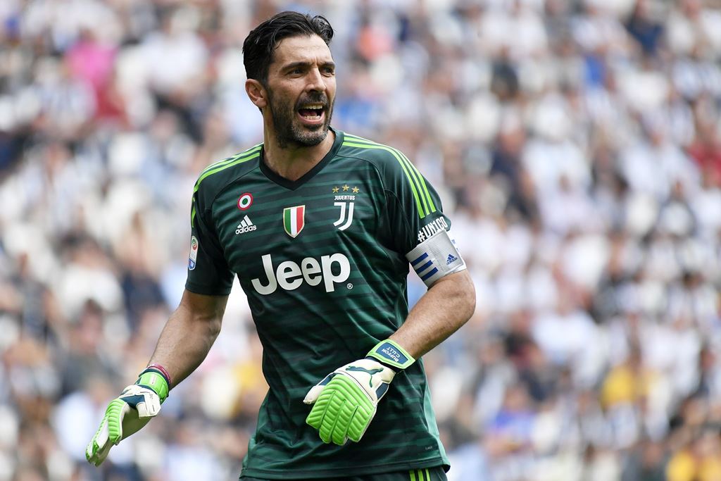 Presiden PSG: Gairah Sepak Bola Buffon Tetap Terjaga