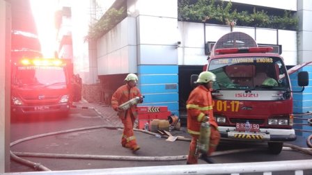 Korban Lempar Kertas Meminta Bantuan