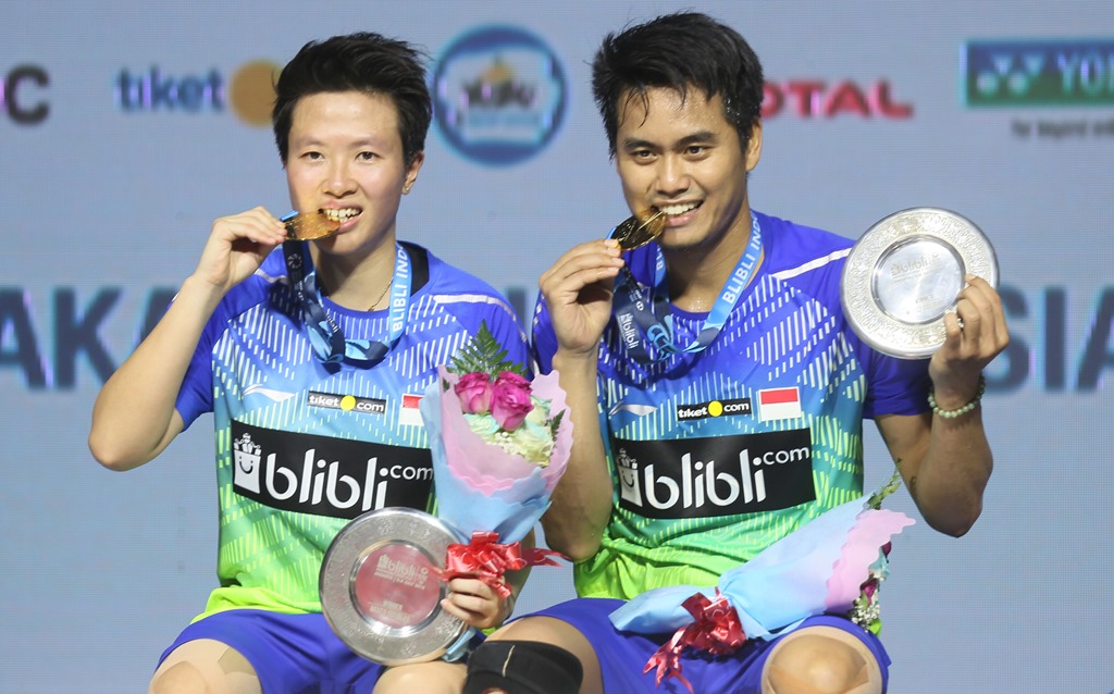 Salam Mengharukan dari Owi/Butet