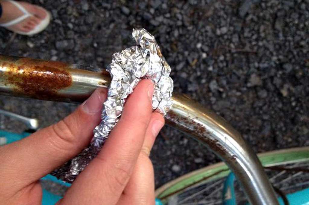 Tiga Bumbu Dapur ini Ampuh Usir Karat di Mobil
