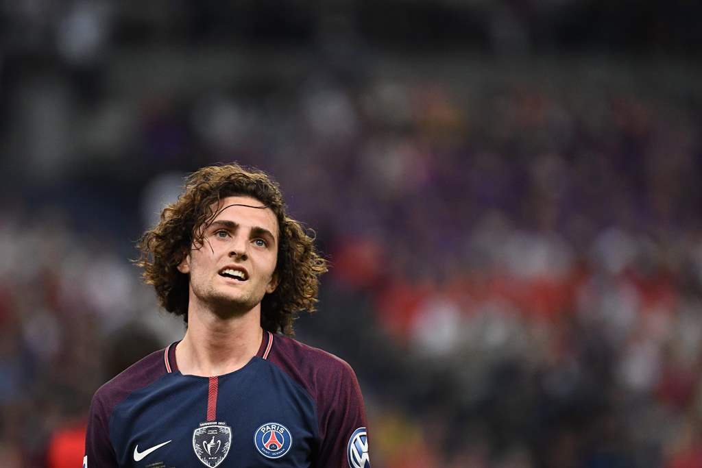Barcelona Rekrut Gelandang Muda PSG, Adrien Rabiots