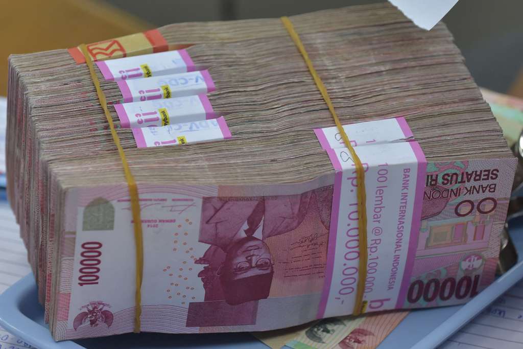 Rupiah Tertekan ke Rp14.445/USD