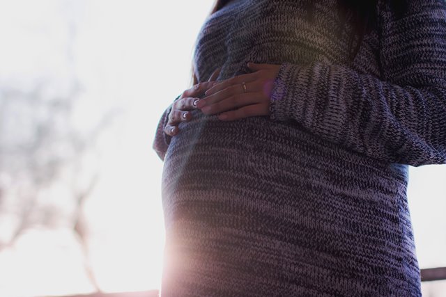 Perilaku Orang Tua Saat Hamil Pengaruhi Berat Badan Anak Kelak