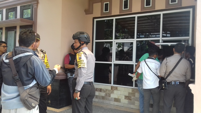 Perampok Bersenjata Sekap Penghuni Rumah di Pekanbaru