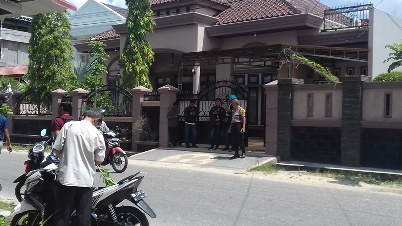 Polisi Buru Perampok Bersenjata di Pekanbaru