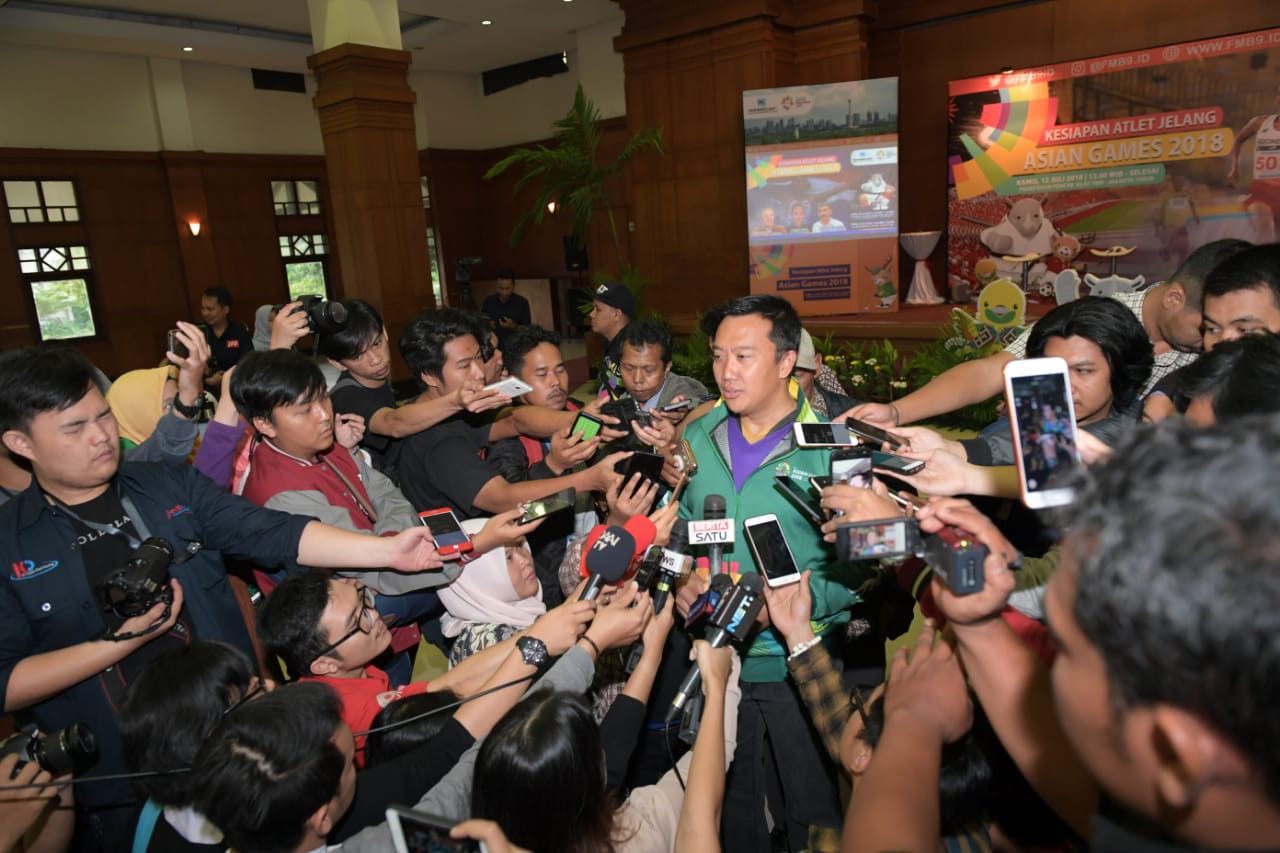 Menpora akan Berikan Beasiswa untuk Zohri
