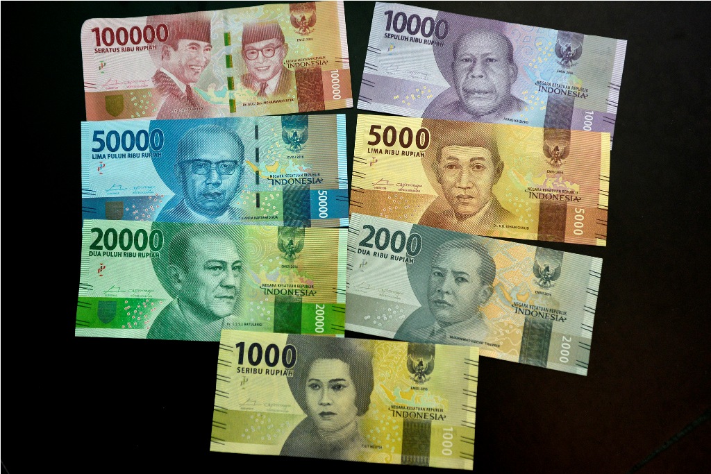 Rupiah Perdagangan Pagi Dibuka Menghijau ke Rp14.356/USD