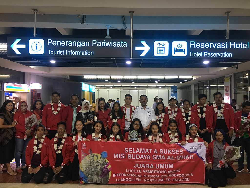 Bawakan Tari Kipah Aceh, Siswa Indonesia Berjaya di Inggris